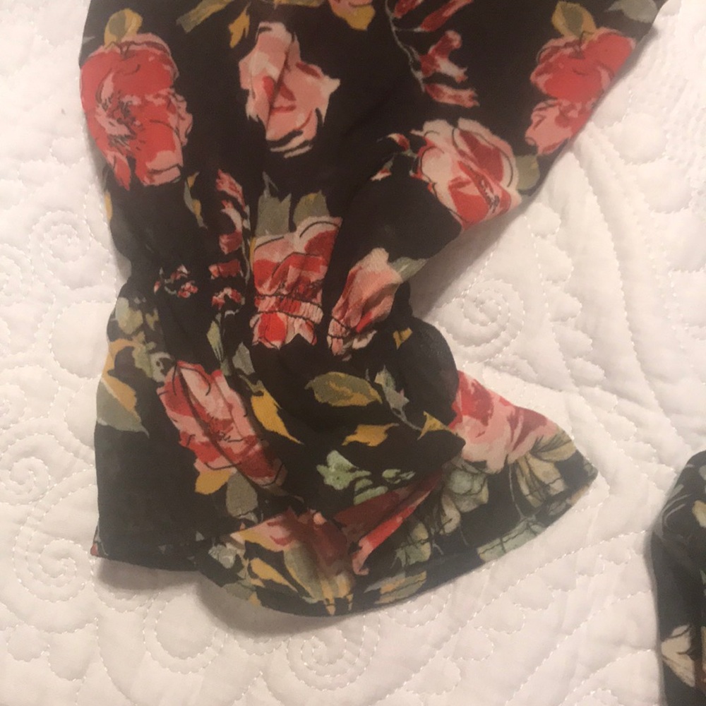 Dynamite blouse - Picture 3 of 4